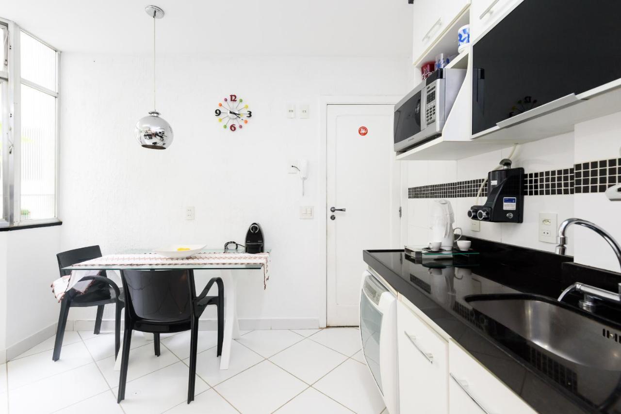 Apartment Iluminado Em Copacabana - Paisagem Leve - Bc706 Z2 *
